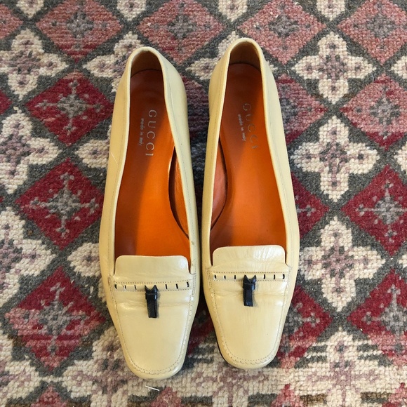 Gucci Shoes - Gucci Y2K Square Toe Butter Yellow/Tan Kitten Heel Loafers sz 7B